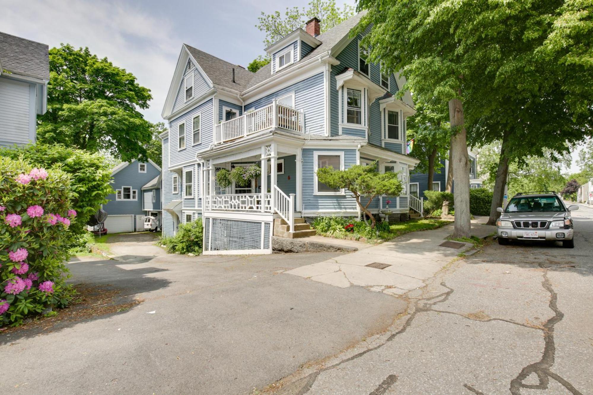 Quaint Beverly Townhome Walk To Beach And Downtown! Eksteriør billede